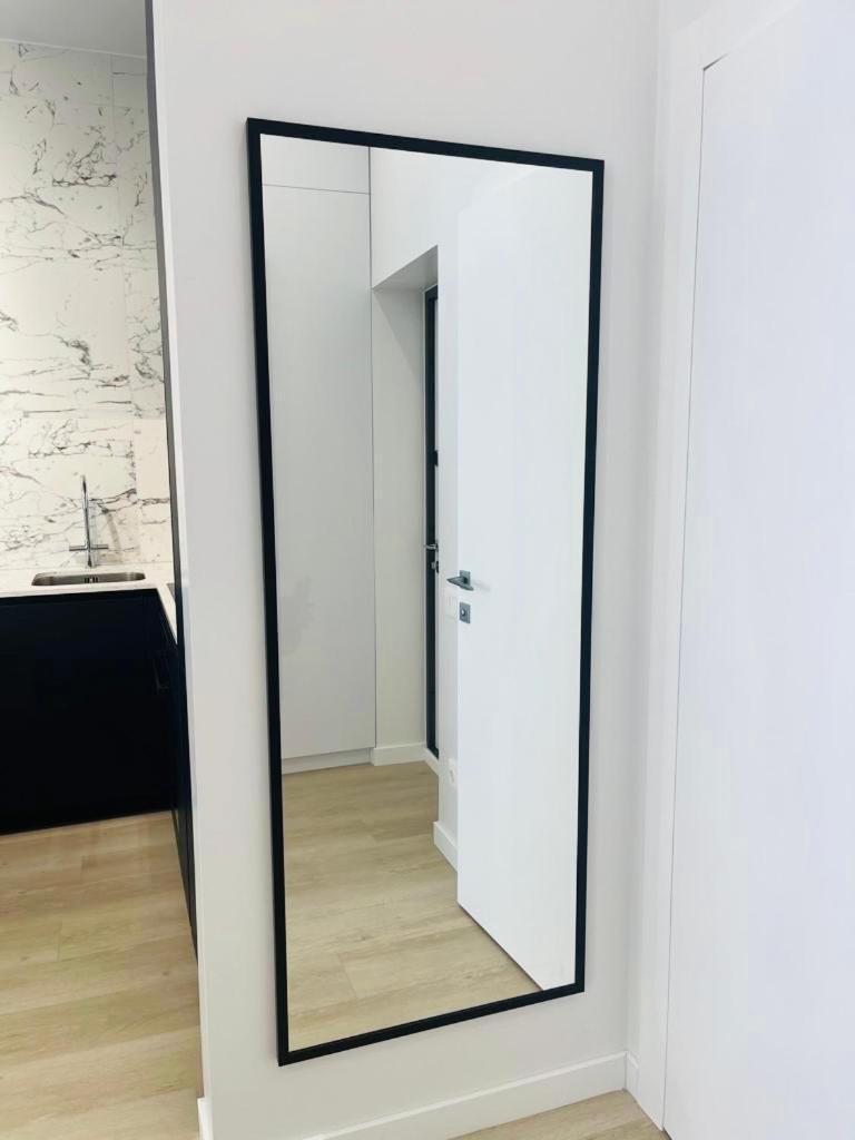 Modern Apartment In The Old Town Kiev Extérieur photo