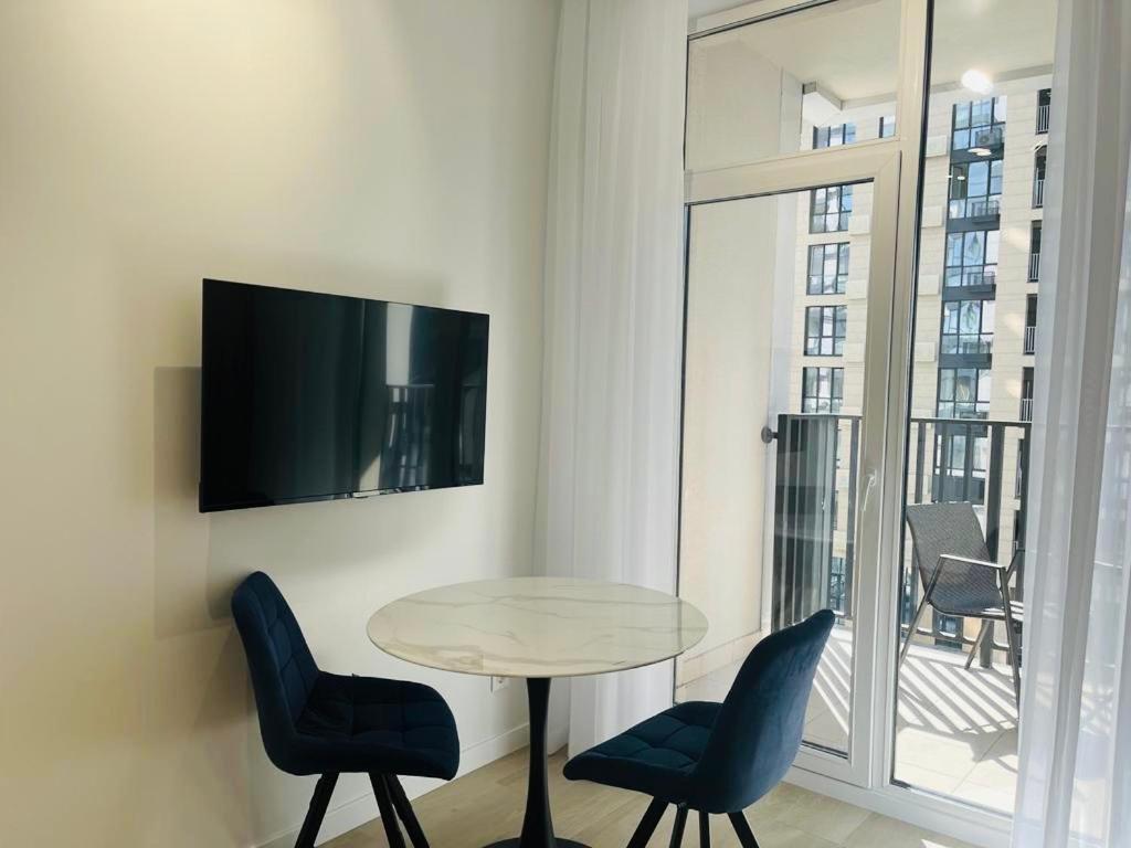 Modern Apartment In The Old Town Kiev Extérieur photo