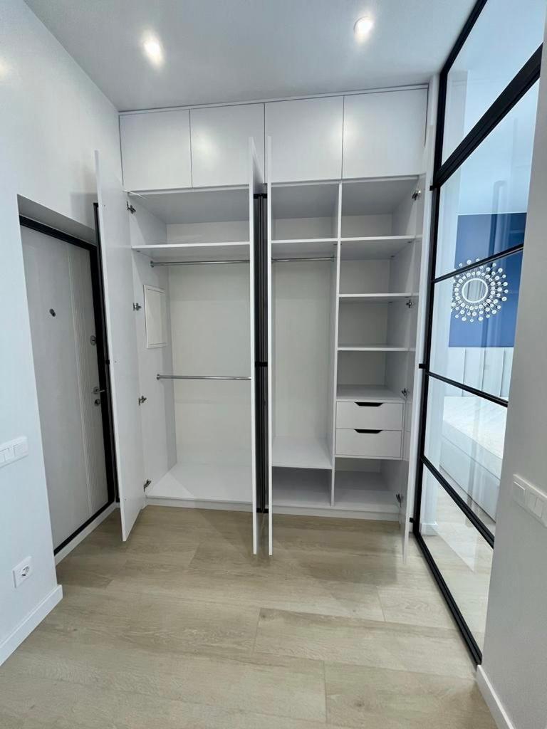 Modern Apartment In The Old Town Kiev Extérieur photo